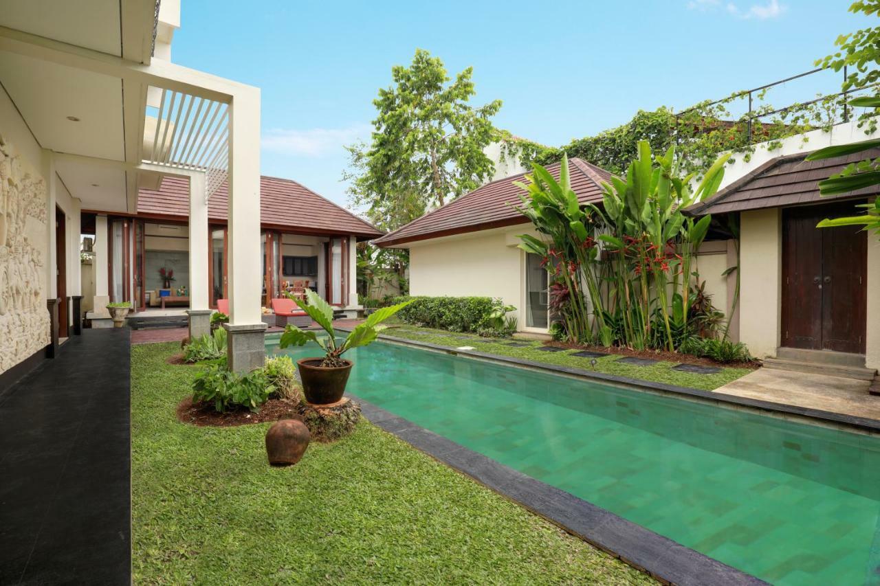 Villa The Hotman Paris V Canggu Buitenkant foto